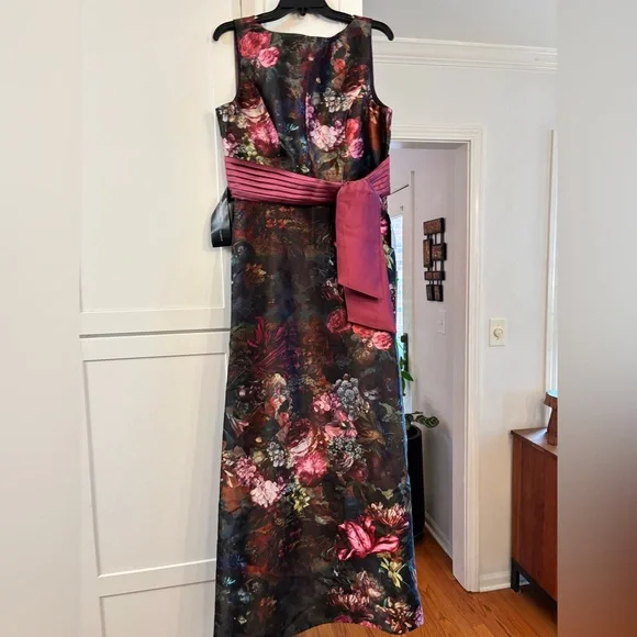 new Kay Unger Nicoletta gown in Mulberry multi combo